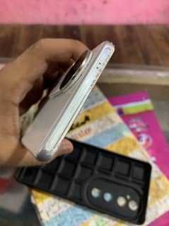 Vivo v40 12 256