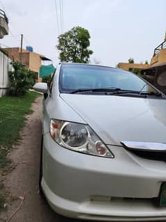 honda city 2005 idsi in awesome condition.