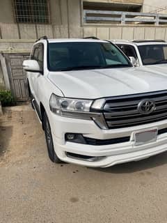 Toyota Land Cruiser Ax 2010