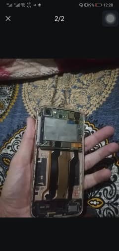 Aquos r1