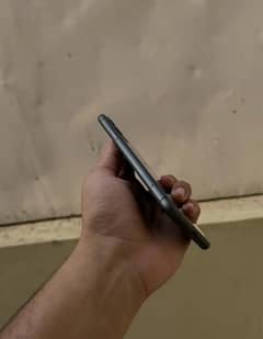 iPhone 11 jv for Sale - 2 Months Sim Time Left & 84% Battery Health!