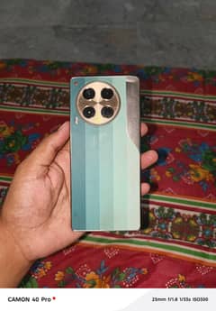 Tecno Camon 30