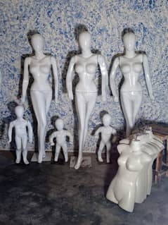 woman clothes demi and statue