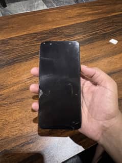 SAMSUNG J8 32/3 WITH BOX