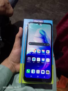tecno pouvoir 4 with box
