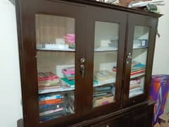 divider or book shelf