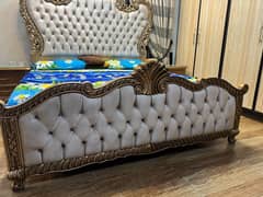 Chinoti style bed