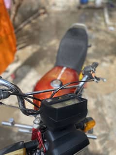 Bike safe hai both ache condition hai
