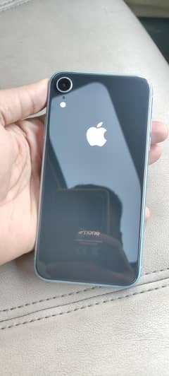 Apple iPhone XR 64 (84%) Battery F. Unlocked (Read Ad)