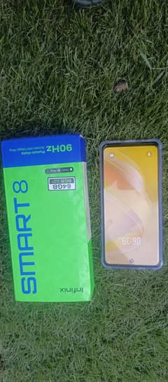 Infinix Smart 8  4Gb 64 gb aall ok hy 03077475126 WhatsApp par rabta