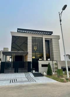 2 Beds 20 Marla Upper Portion Ideal Location For Rent In Ex Air Avenue DHA Phase 8