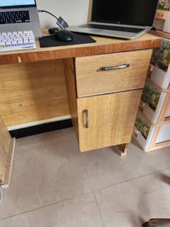 Wooden office/study/computer table