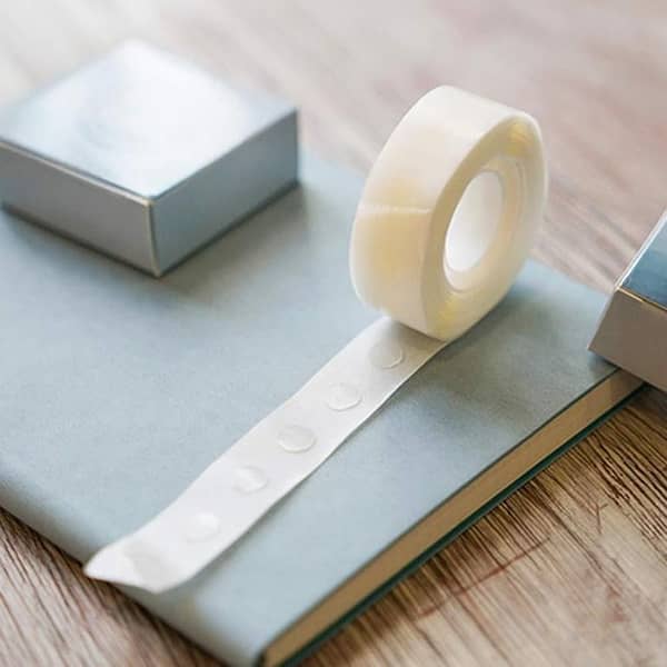 100 Clear Removable Adhesive Glue Dots for Balloons and Crafting