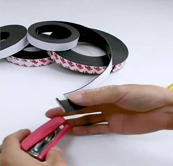 Online Karachi Self Adhesive Magnetic Tape Rubber Magnet Tape Strong Flexible Magnet Stripe for Refrigerator Photo Posters