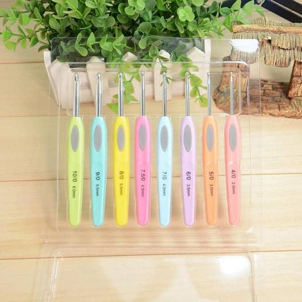 Colorful Plastic Handle Aluminum Ergonomic Crochet Hook 8pcs/set 2.5mm-6.0mm-KS
