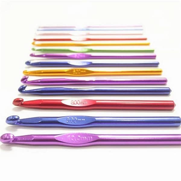 12Pcs New Metal Handle Crochet Hook Knitting Needles Set Aluminum Bamboo