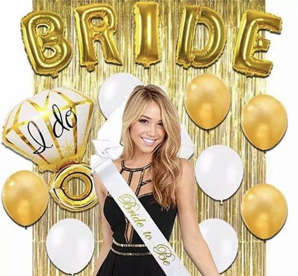 Bridal shower set with foil balloons