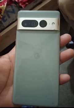 pixel 7 pro 12/128 pta  very small pin dot 10/10 with charger original