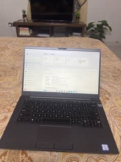Dell Laptop Latitude 7400 core i7.