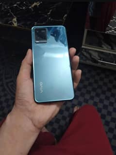 8/128 Good condition interested People Contact me