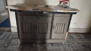 bed almari iron stand