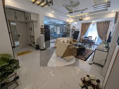 LUXURY ROOM FOR RENT DAILY BASIS