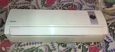 gree  1.5 ton indoor AC han bas