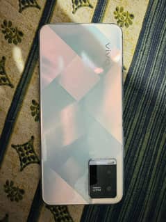 Box or charger ha bilkul ok ha 4+1/64