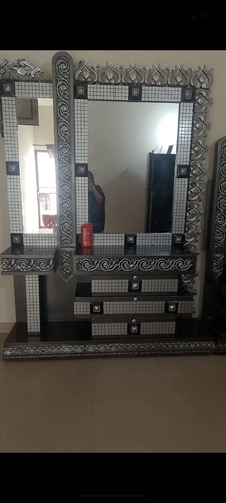 king size double bed, side tables and with dressing table 0