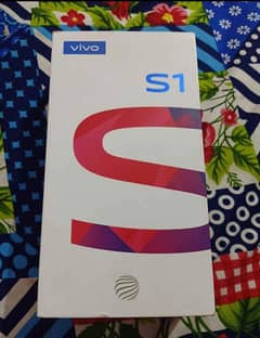 vivo s1 mobile 4/128/GB complete Saman urgent sale