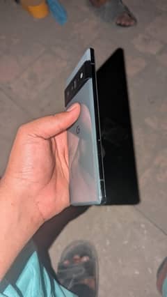 Pixal 6 pro Full bord 12-256gb lcd broken PTA approved