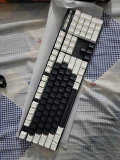 OCG Mechanical Keyboard [blue-plugs][max size]
