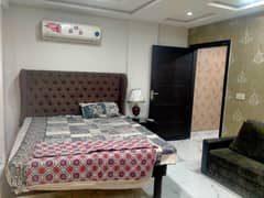 1 BED FULL LUXURY FULLY FURNISHED IDEAL LUXURY EXCELLENT GOOD FLAT FOR RENT IN BAHRIA TOWN LAHORE
