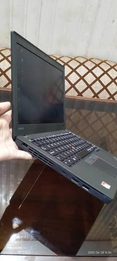 Lenovo thinkpad a275