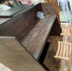 Reception Counter