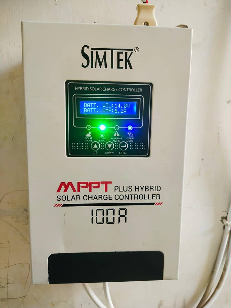 100 A simtek mppt solar charge controller 0
