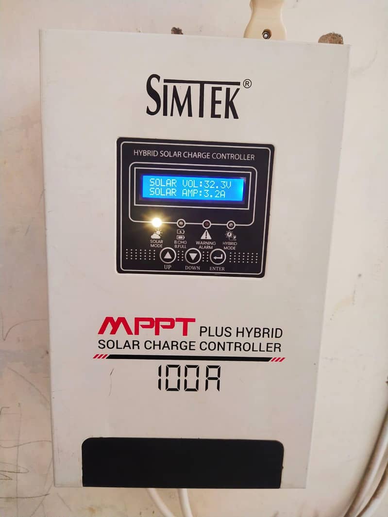 100 A simtek mppt solar charge controller 2