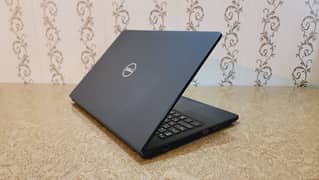 Laptop DELL - Core i3, 7th Gen | Slim, 10/10 Condition