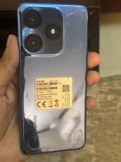 Tecno Spark 10c 4/128 with box