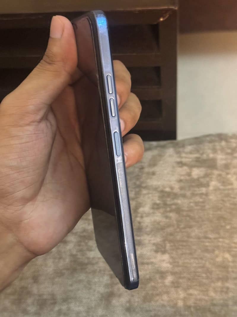 Tecno Spark 10c 4/128 with box 3
