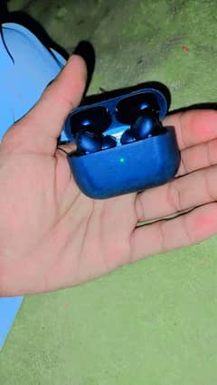 earphones in metal sell. now Byer coming now I need emigetlly
