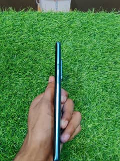 best mobile oneplus 8 pro 10 by 10 condition no shade no spot fresh