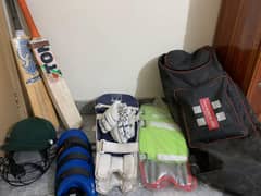 Professional Criicket kit - Complete kit in perfect condition