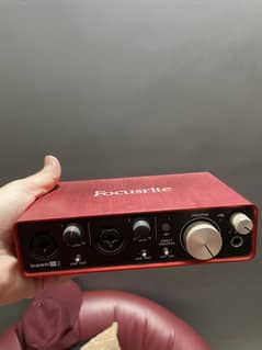 Focusrite Scarlett 2i2 USB Audio Interface