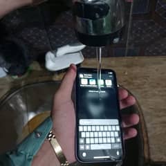 Iphone 11 64Gb 10by9.5 Jv Waterpack