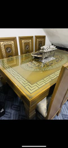 Dinning table