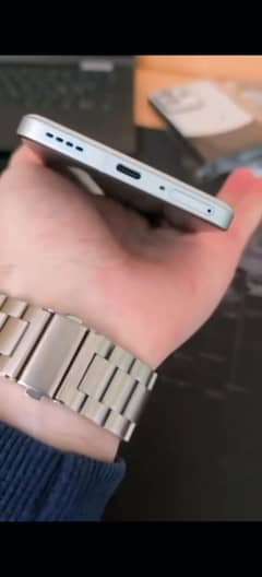 Realme GT6 Chinese Variant, 12GB-256GB