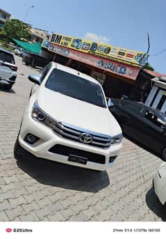 Hilux Revo V 2021,2021 Revo V old Rim,Revo New screen V