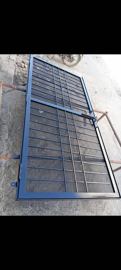 Solid Iron Gate for Sale – 8 ft x 4 ft
