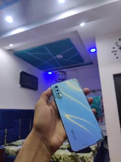 vivo s1 4/128